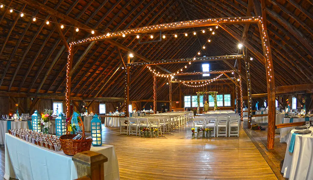 Wedding Services at the Skinner Barn